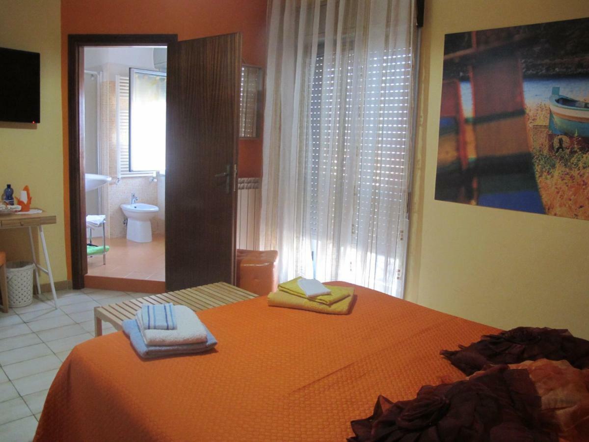 La Casa Del Nonno Bed & Breakfast Milazzo Exterior photo