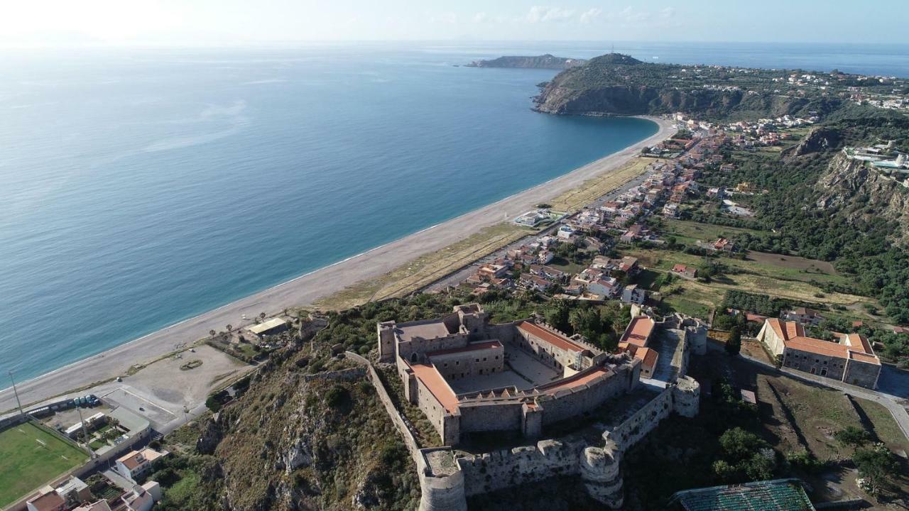 La Casa Del Nonno Bed & Breakfast Milazzo Exterior photo