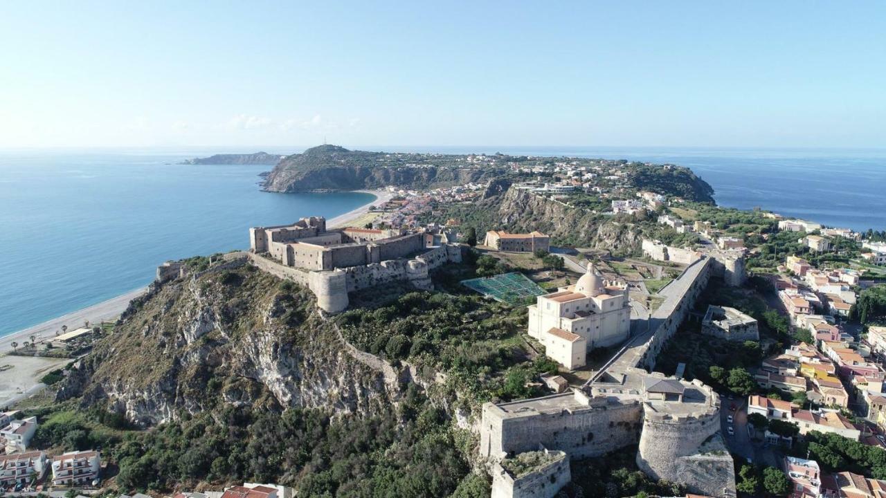 La Casa Del Nonno Bed & Breakfast Milazzo Exterior photo